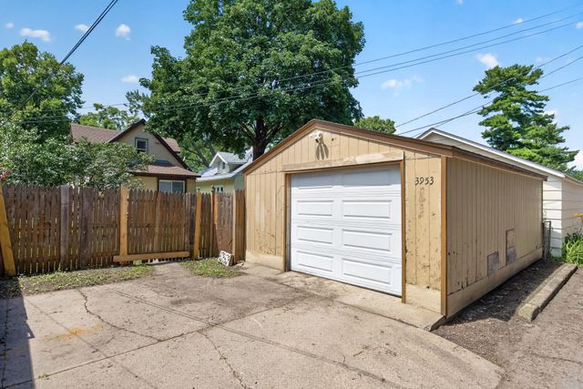 3953 38th Avenue S, Minneapolis, MN 55406