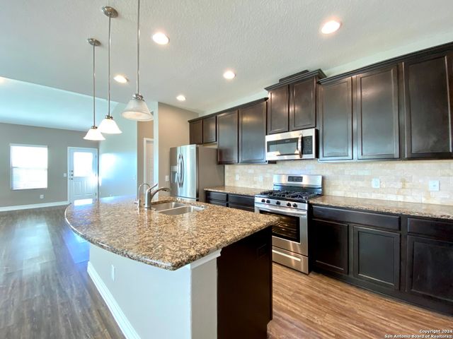 1206 Ranch Falls, San Antonio, TX 78245