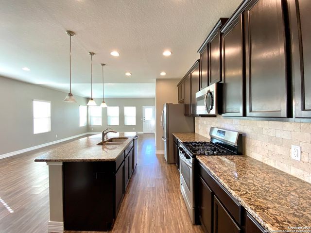 1206 Ranch Falls, San Antonio, TX 78245