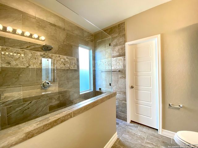 1206 Ranch Falls, San Antonio, TX 78245