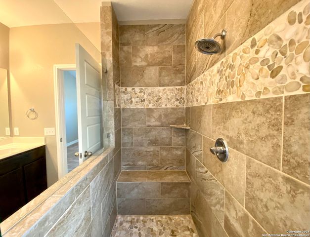 1206 Ranch Falls, San Antonio, TX 78245