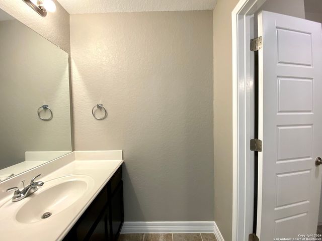 1206 Ranch Falls, San Antonio, TX 78245