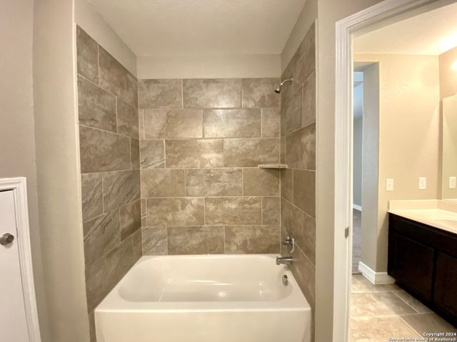 1206 Ranch Falls, San Antonio, TX 78245