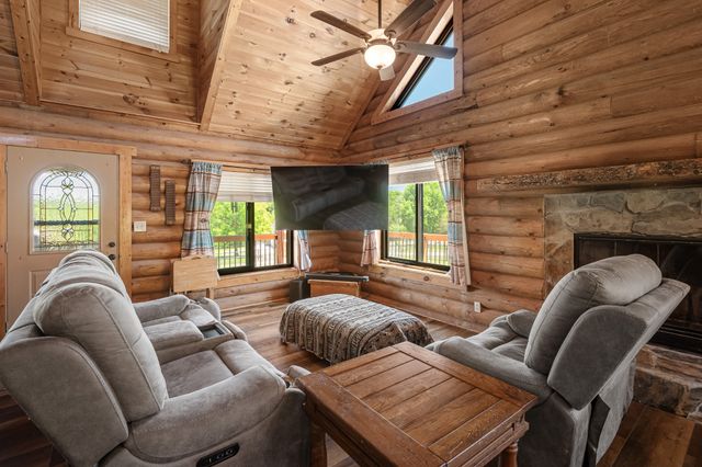642 Beach Bottom Rd, Watertown, TN 37184