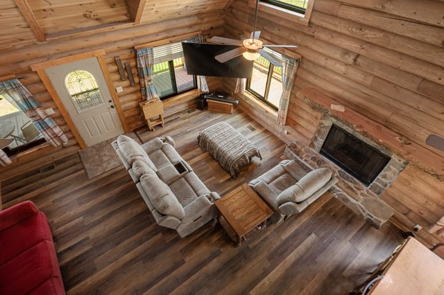 642 Beach Bottom Rd, Watertown, TN 37184