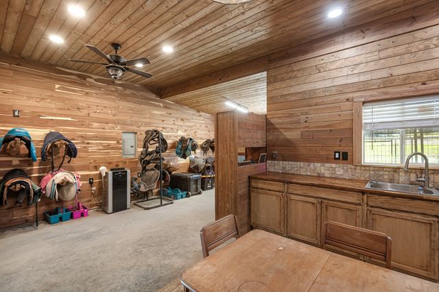 642 Beach Bottom Rd, Watertown, TN 37184