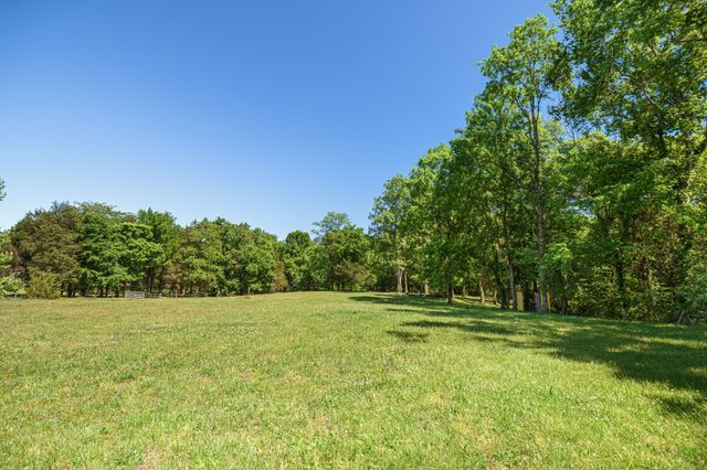 642 Beach Bottom Rd, Watertown, TN 37184