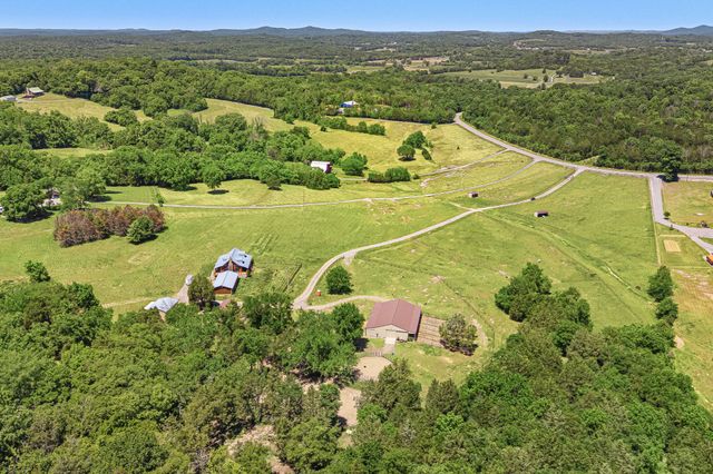 642 Beach Bottom Rd, Watertown, TN 37184
