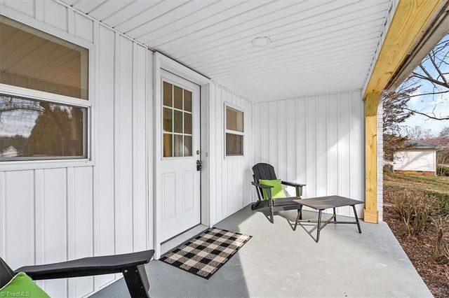 1385 Bridgton Road, Winston-salem, NC 27127