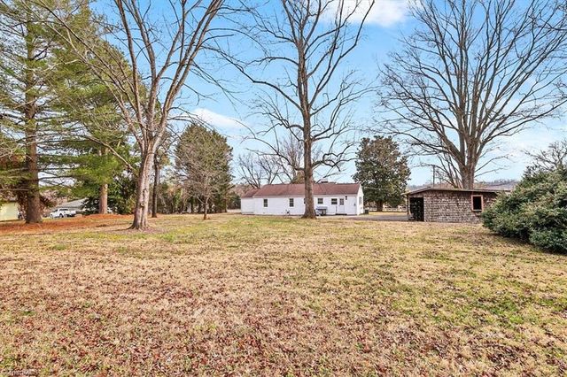 1385 Bridgton Road, Winston-salem, NC 27127