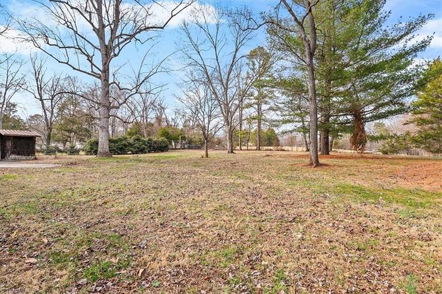 1385 Bridgton Road, Winston-salem, NC 27127