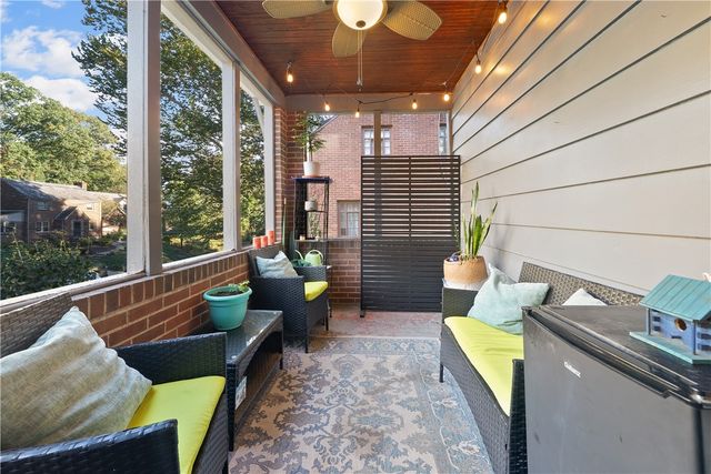 20 Brucewood Drive, Mt Lebanon, PA 15228