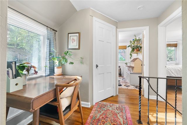 20 Brucewood Drive, Mt Lebanon, PA 15228