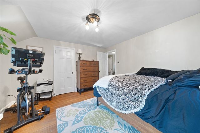 20 Brucewood Drive, Mt Lebanon, PA 15228