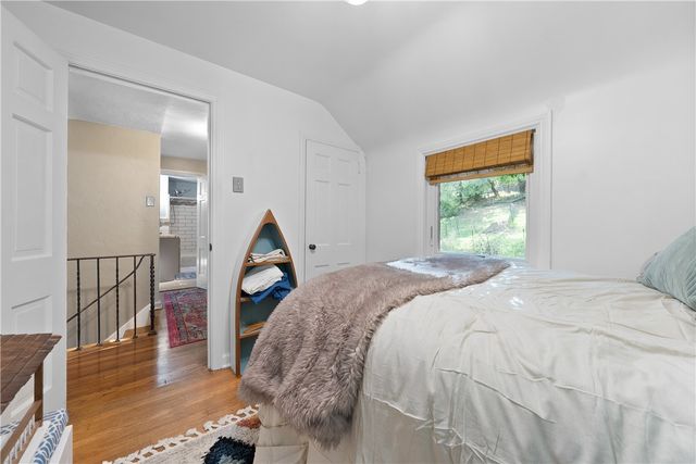 20 Brucewood Drive, Mt Lebanon, PA 15228