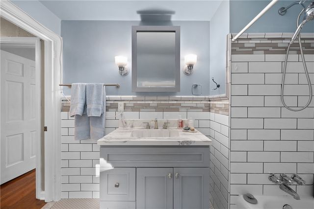 20 Brucewood Drive, Mt Lebanon, PA 15228