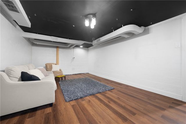 20 Brucewood Drive, Mt Lebanon, PA 15228