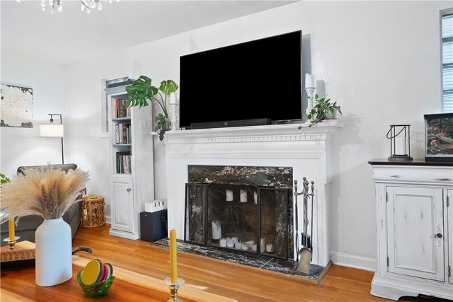 20 Brucewood Drive, Mt Lebanon, PA 15228