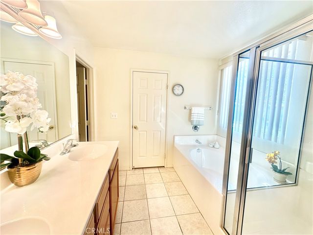 21245 Cask Court, Apple Valley, CA 92308