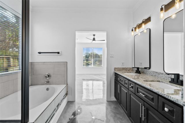 7619 Omaha Drive, Baytown, TX 77521