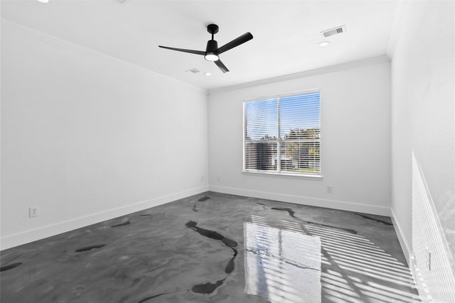 7619 Omaha Drive, Baytown, TX 77521