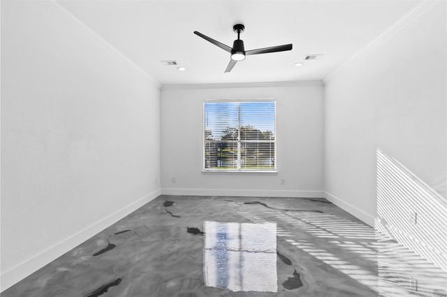 7619 Omaha Drive, Baytown, TX 77521