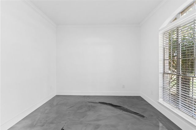 7619 Omaha Drive, Baytown, TX 77521