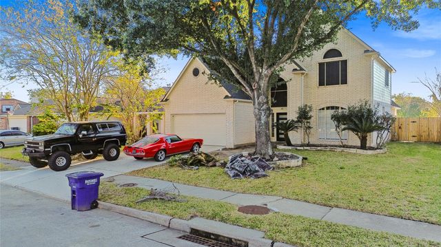 7619 Omaha Drive, Baytown, TX 77521