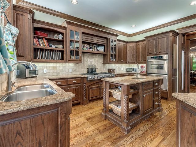 3125 Cumberland Drive, Edmond, OK 73034