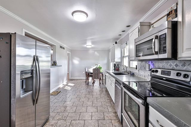 635 Menefee Road, Crittenden, KY 41030