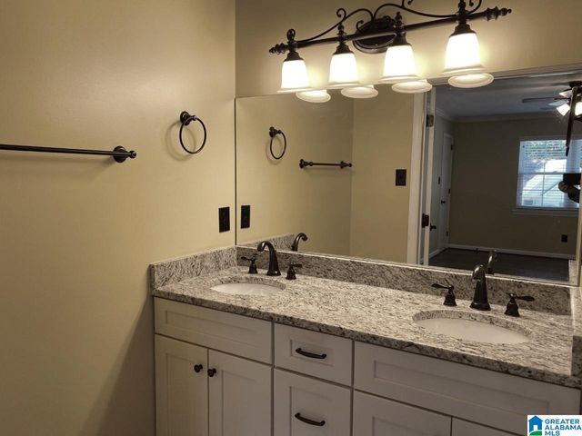 2608 BRIDLEWOOD CIRCLE, Helena, AL 35080