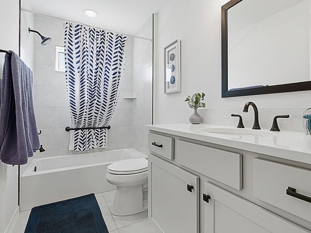 7532 FAR HILLS LOOP, The Villages, FL 34762