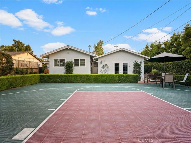 1430 Shamrock, Costa Mesa, CA 92626