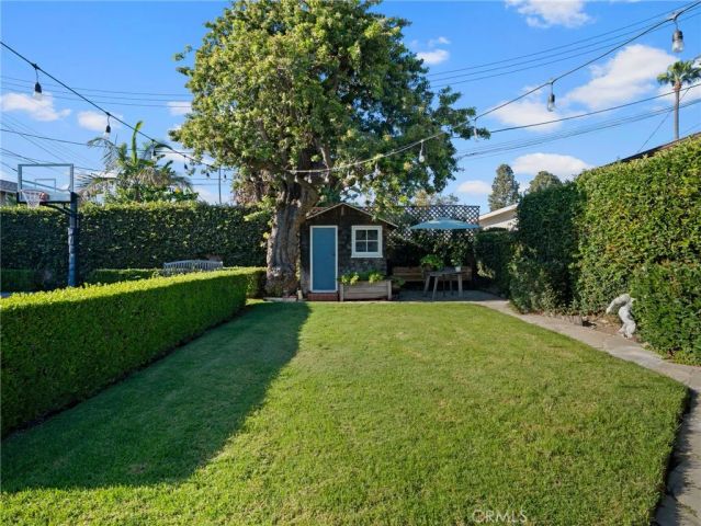 1430 Shamrock, Costa Mesa, CA 92626