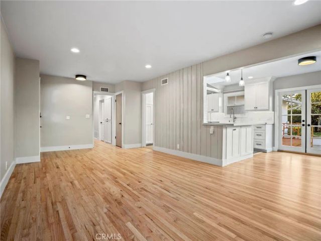 1430 Shamrock, Costa Mesa, CA 92626