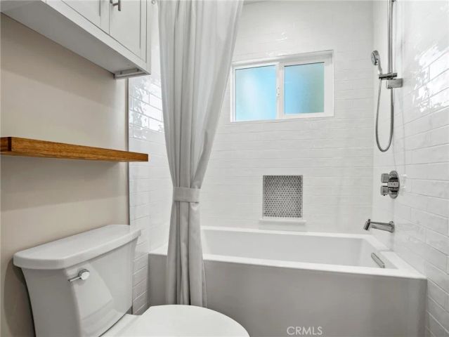 1430 Shamrock, Costa Mesa, CA 92626