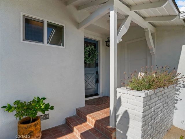 1430 Shamrock, Costa Mesa, CA 92626