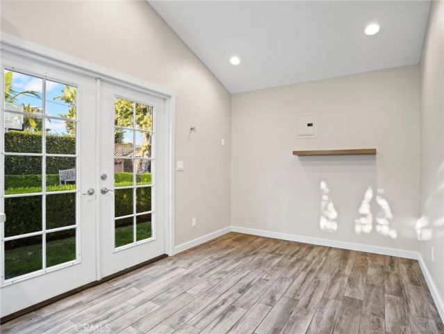 1430 Shamrock, Costa Mesa, CA 92626
