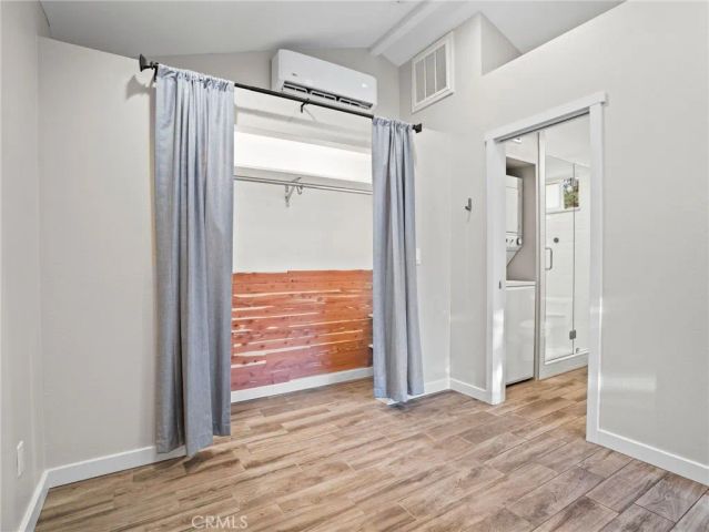 1430 Shamrock, Costa Mesa, CA 92626