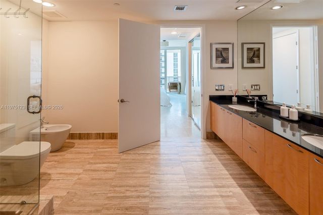 15901 Collins Ave 2502, Sunny Isles Beach, FL 33160