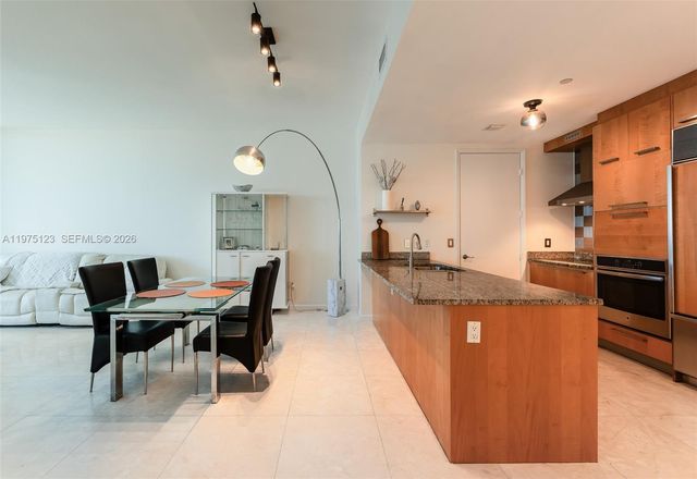 15901 Collins Ave 2502, Sunny Isles Beach, FL 33160