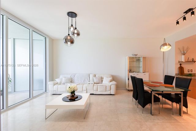 15901 Collins Ave 2502, Sunny Isles Beach, FL 33160