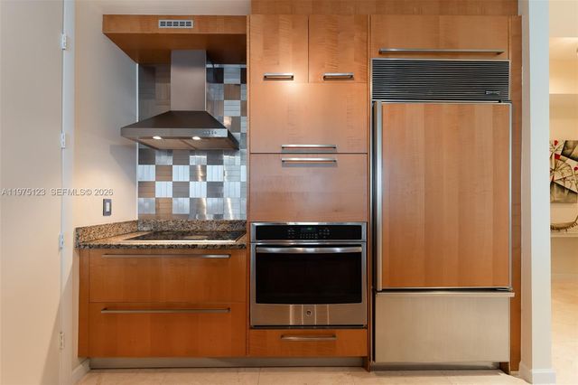 15901 Collins Ave 2502, Sunny Isles Beach, FL 33160