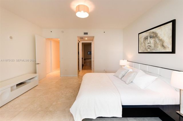 15901 Collins Ave 2502, Sunny Isles Beach, FL 33160