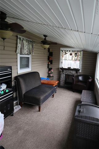 26140 Hayes Road, Roseville, MI 48066