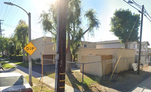 100 E Ash, Fullerton, CA 92832