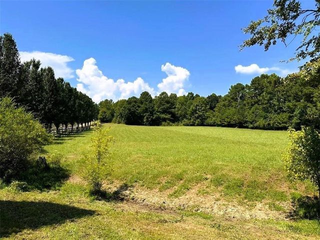 3746 Maple Grove Church Road, Resaca, GA 30735