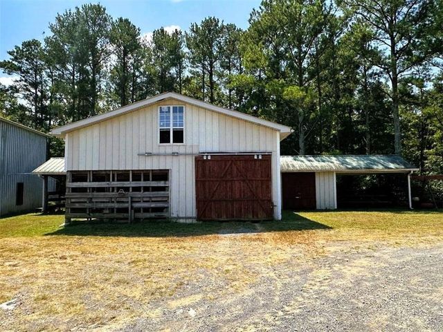3746 Maple Grove Church Road, Resaca, GA 30735