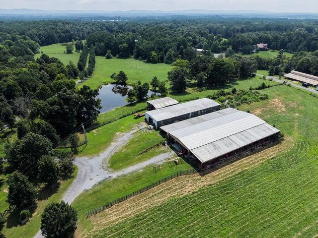 3746 Maple Grove Church Road, Resaca, GA 30735