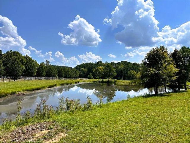 3746 Maple Grove Church Road, Resaca, GA 30735